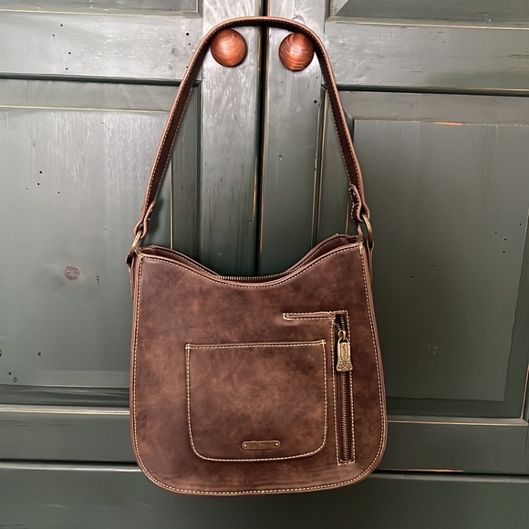 Trinity Tooled CC collection Purse - Picture 6 of 17